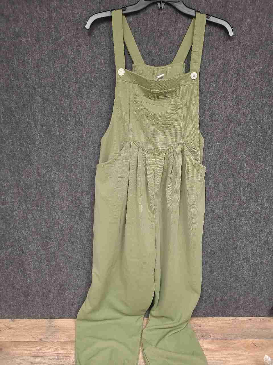 Halara Women's Olive Green Waffle Knit Textured Overalls Jogger Jumpsuit Sz M