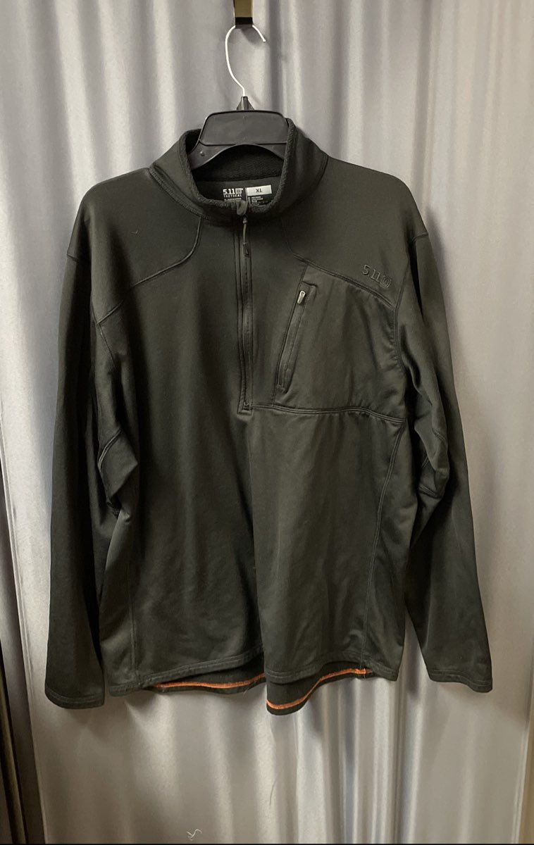5.11 Tactical Men's Black 1/2 Zip Pullover Mock Neck Chest Pocket Sz XL
