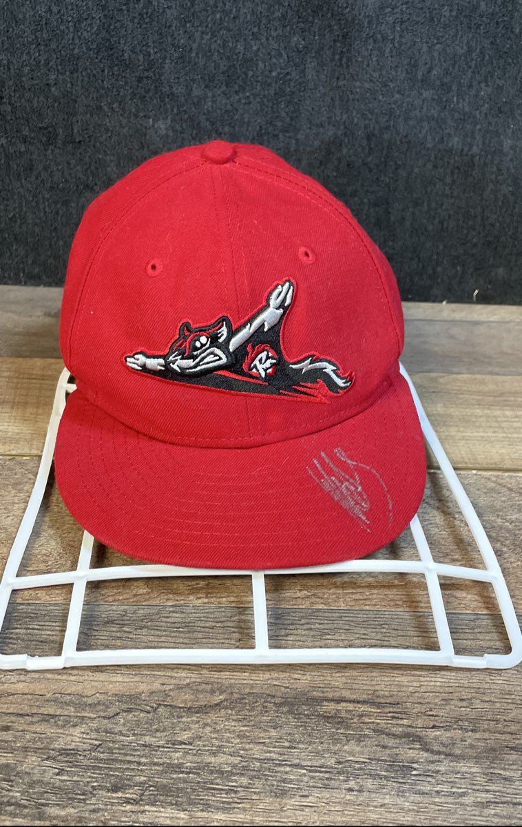 Richmond Flying Squirrels Red Baseball Caps Lot of 2 '47 New Era One Signed