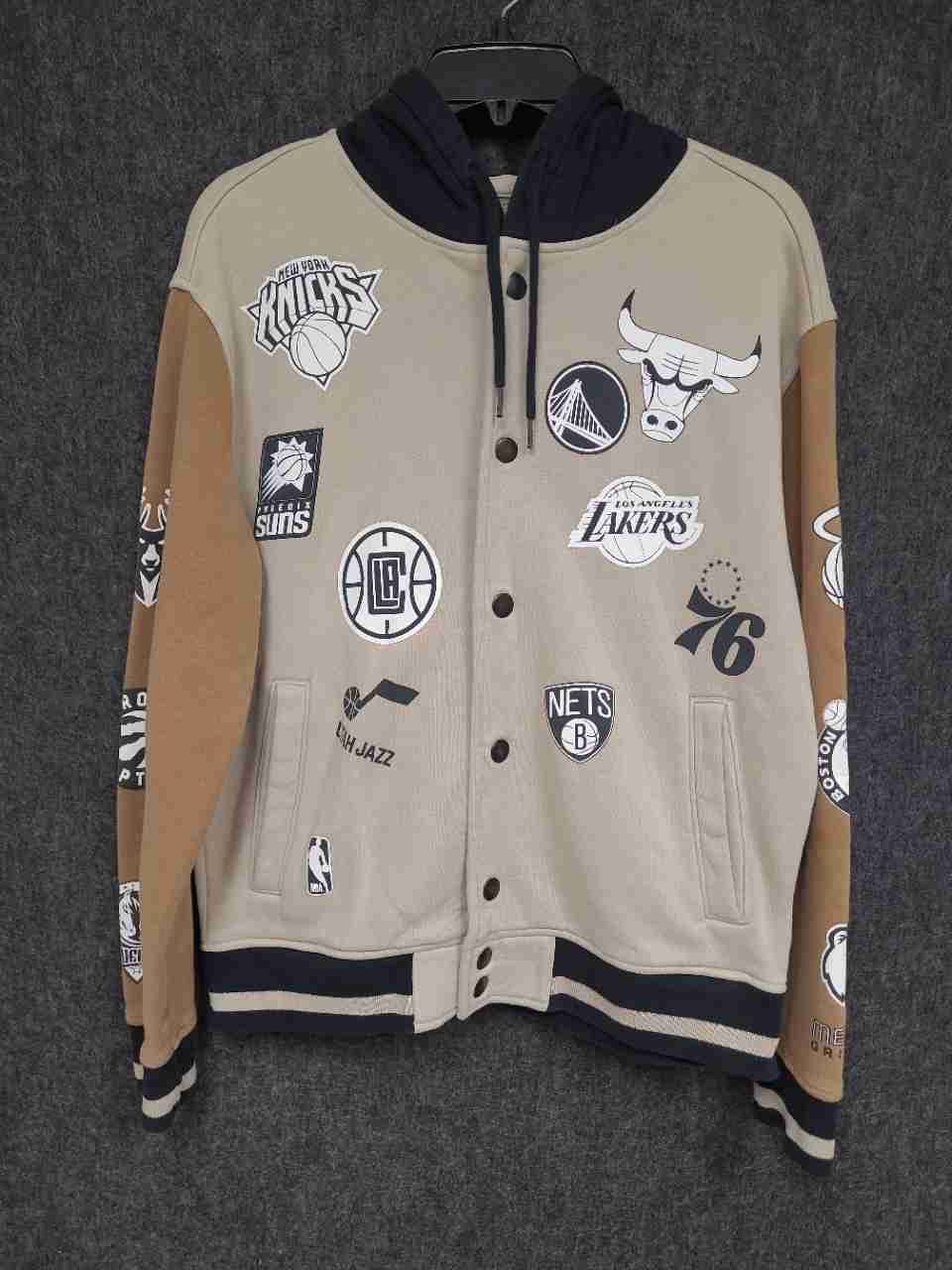 Hollister Men's Basketball Multi Logo Varsity Hooded Jacket Tan Brown Sz S