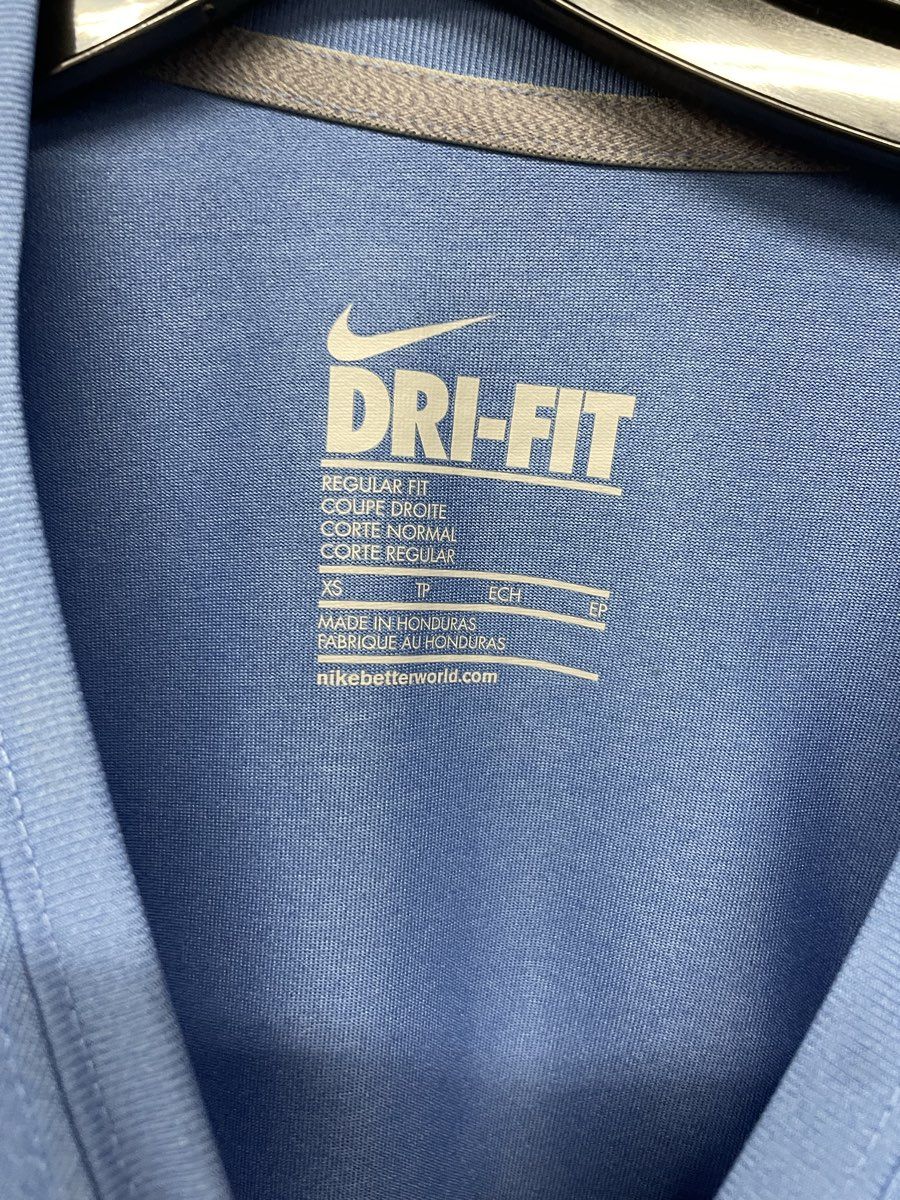 Nike Women's Dri-Fit Long Sleeve Athletic Tee Light Blue Activewear Sz XS