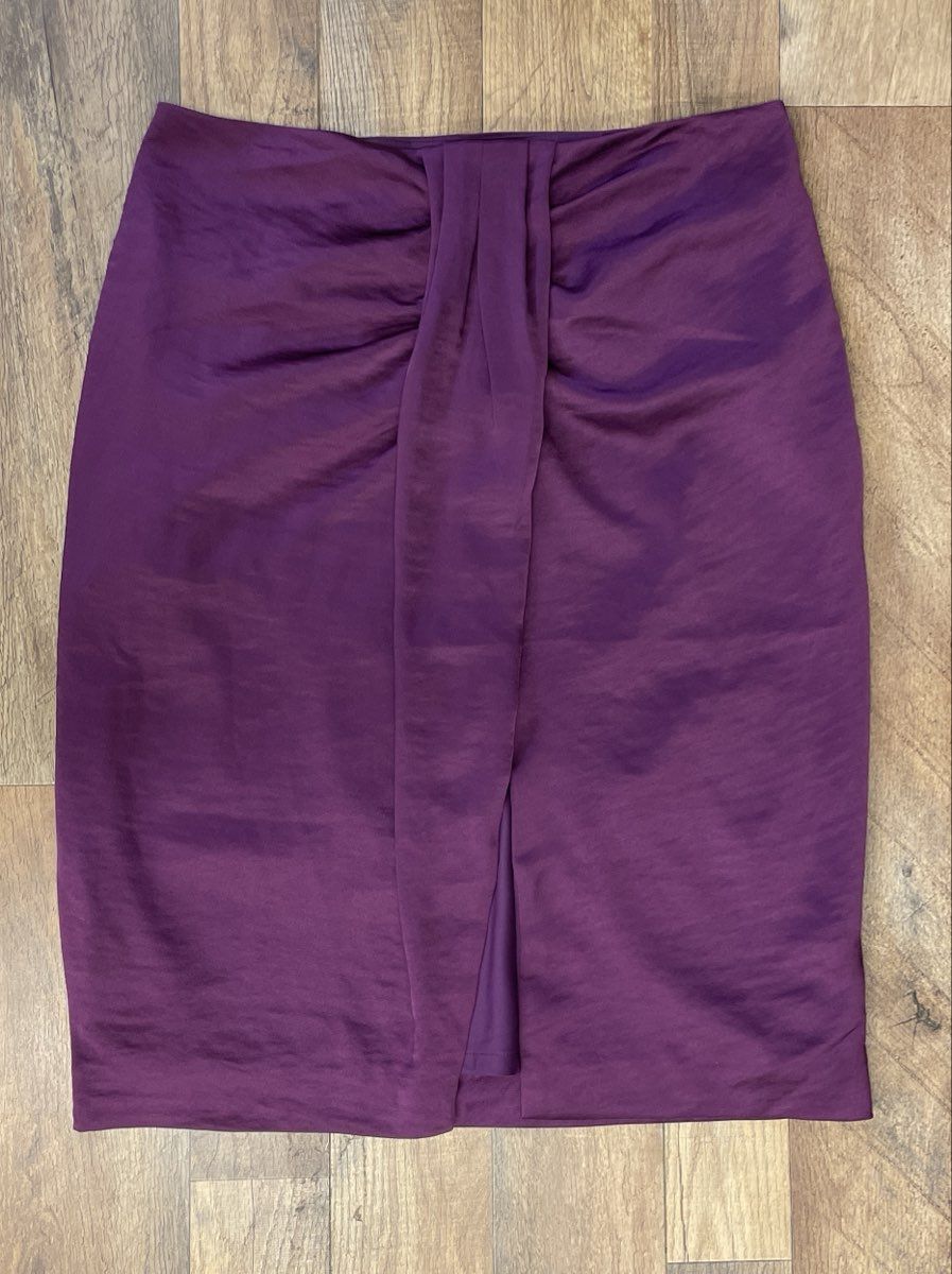 Express Women's Purple Satin Draped Pleated Front Pencil Skirt Sz 10 NWT
