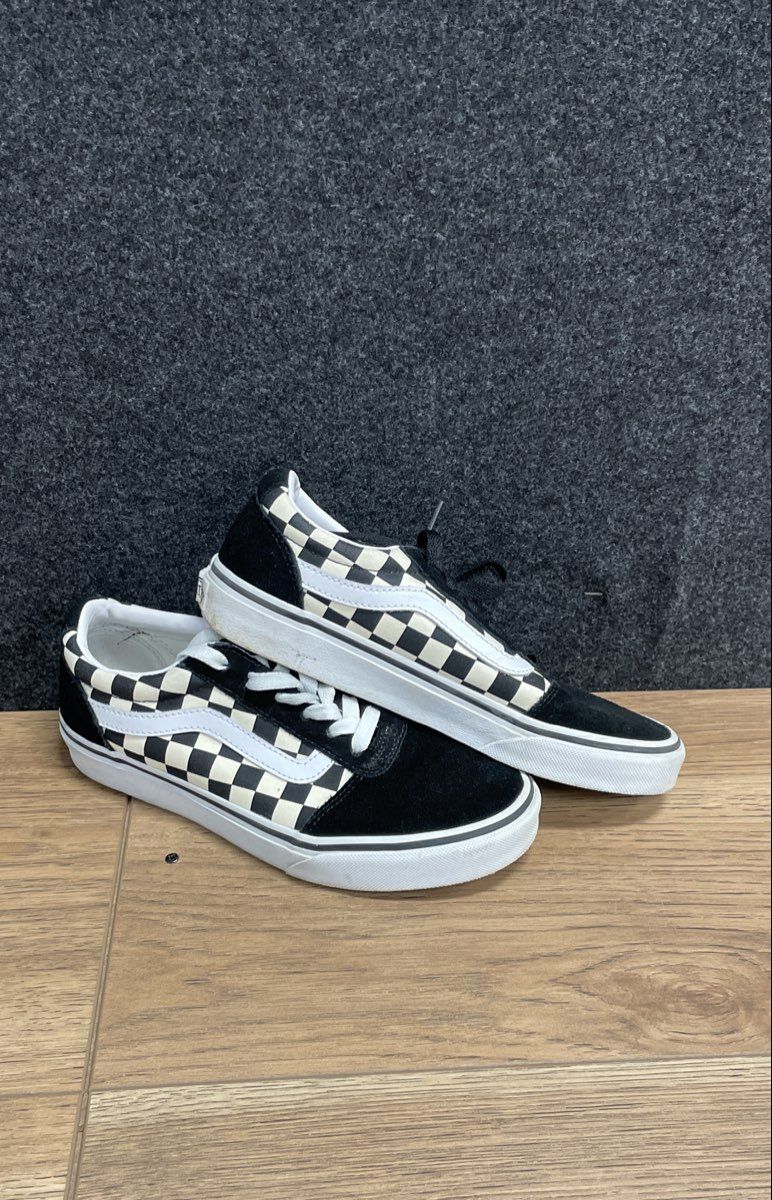 Vans Ward Checkerboard Black White Suede Low Top Sneakers Women's Size 6.5