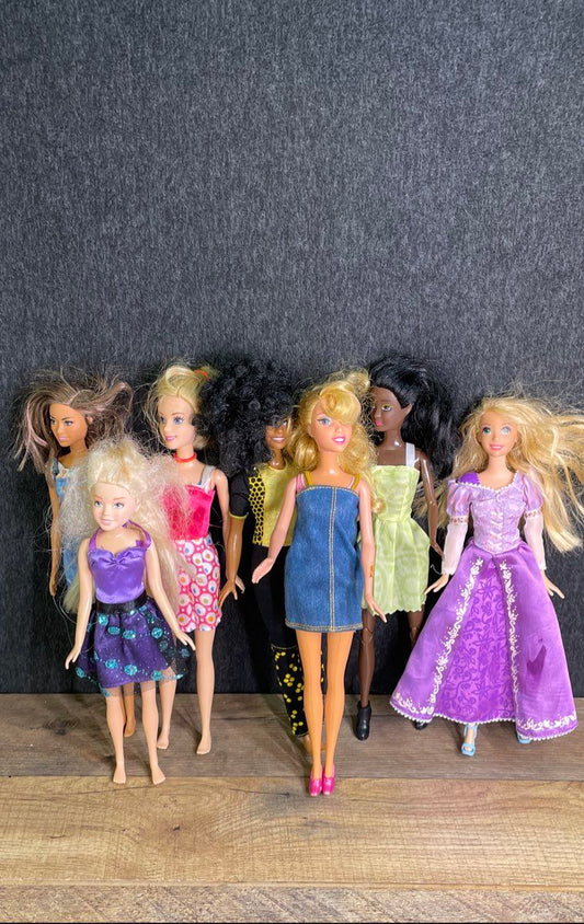 Mattel Barbie Doll Lot of 7 Mixed Fashion Dolls Vintage & Modern Playline