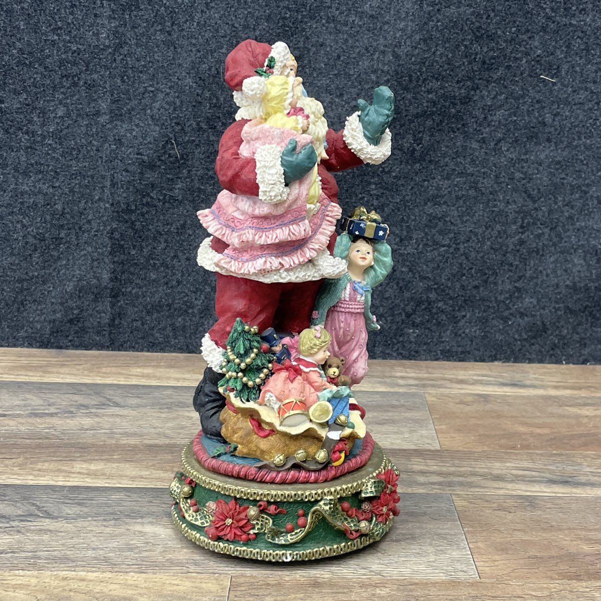 Vintage Musical Santa Claus Resin Figurine Plays "Santa Claus is Coming to Town"