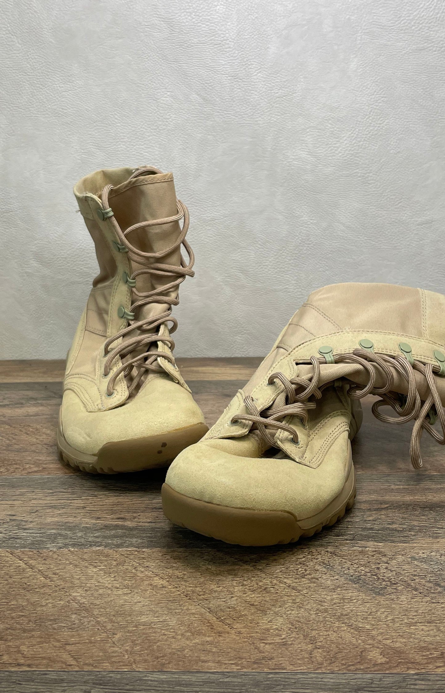 Nike SFB Field 8" British Khaki Tactical Military Boots Men's Size 7