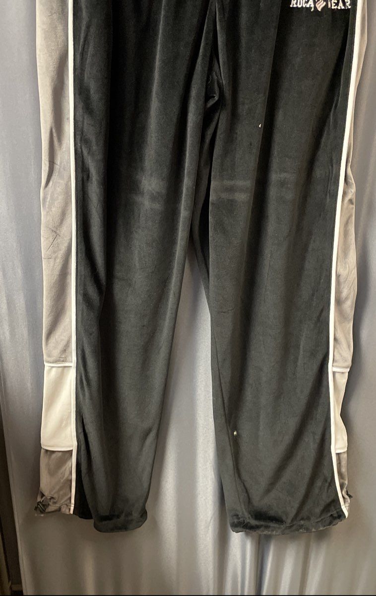Vintage Y2K Rocawear Men's Black Velour Track Pants Grey Side Stripe Sz L 34x34