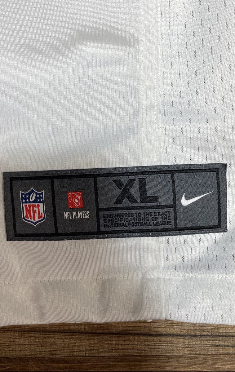 Nike Men's Miami Dolphins Tyreek Hill White Game Jersey Sz XL