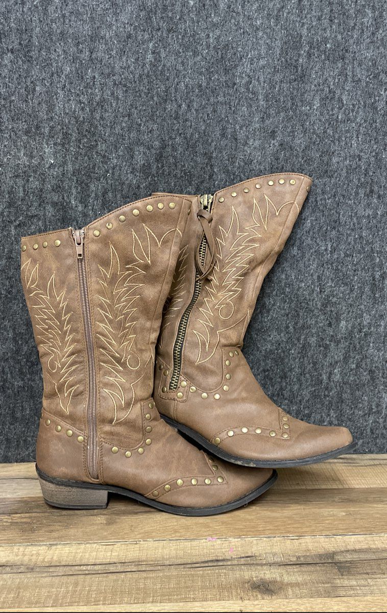 Matisse Coconuts Brown Faux Leather Pirate Western Studded Boots Size 6 M