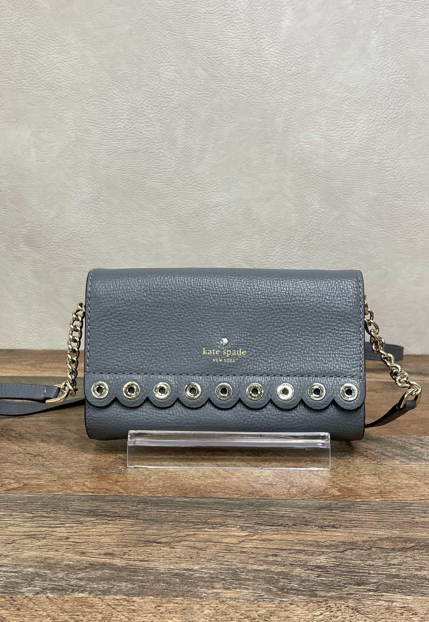 Kate Spade Grey Pebbled Leather Scalloped Grommet Crossbody Bag Wallet on Chain