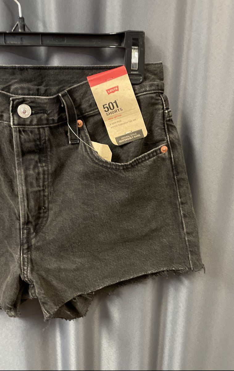 Levi's Women's 501 High Rise Cut Off Shorts Black Distressed Sz 28 NWT
