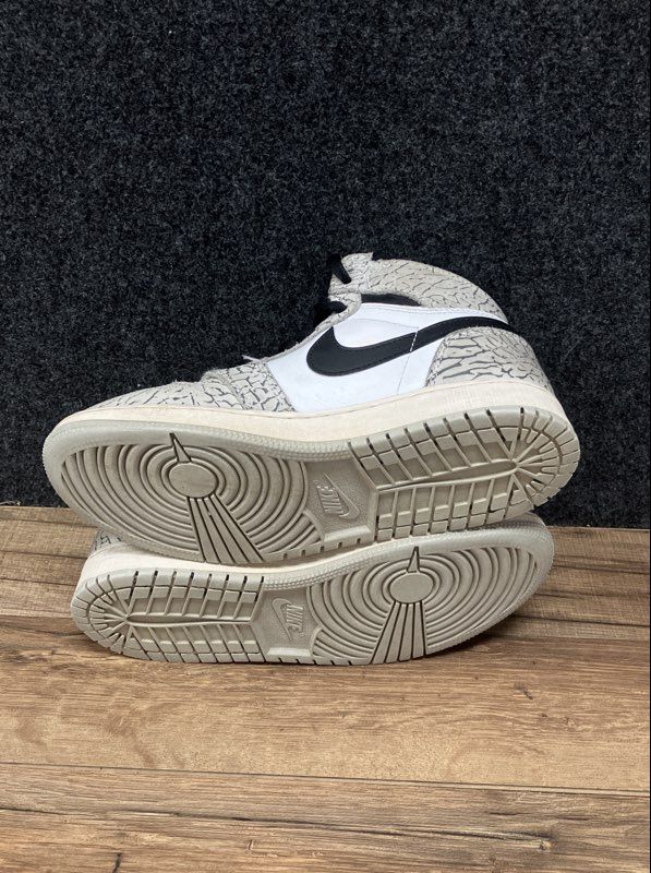 Air Jordan 1 Retro High OG Elephant Print Youth Size 5.5Y