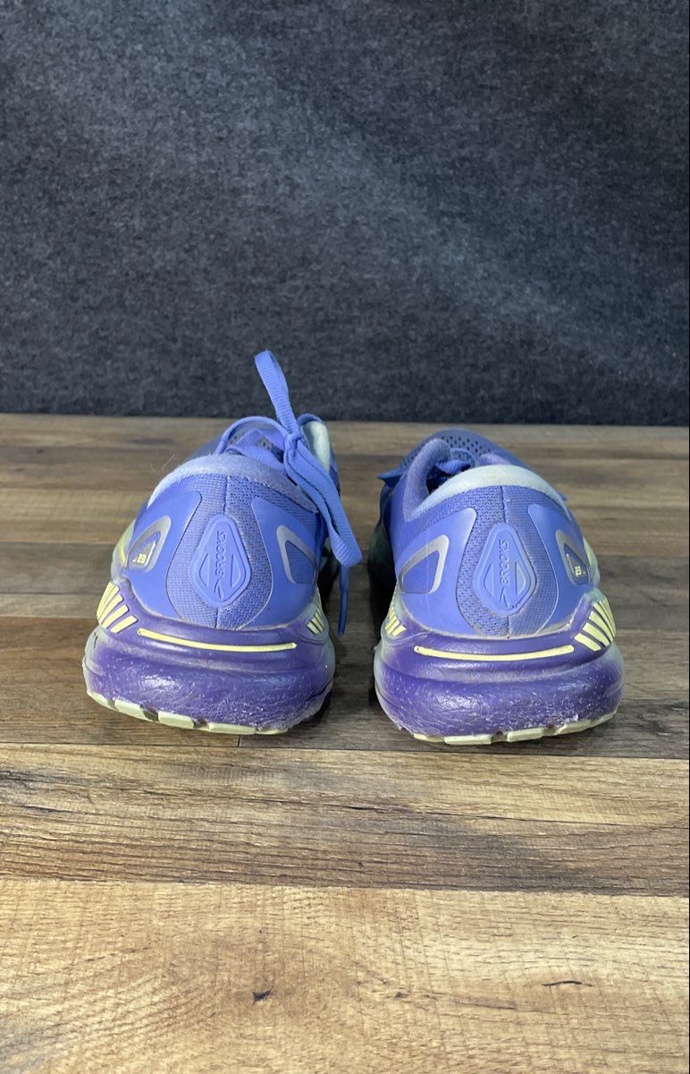 Brooks Adrenaline GTS 23 Blue Purple Gradient Running Shoes Women's Size 9