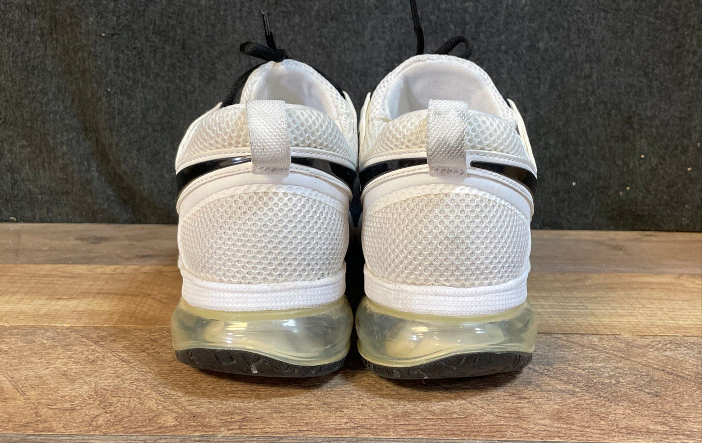 Nike Fingertrap Max White Black Men's Training Shoes Sneakers Size 9