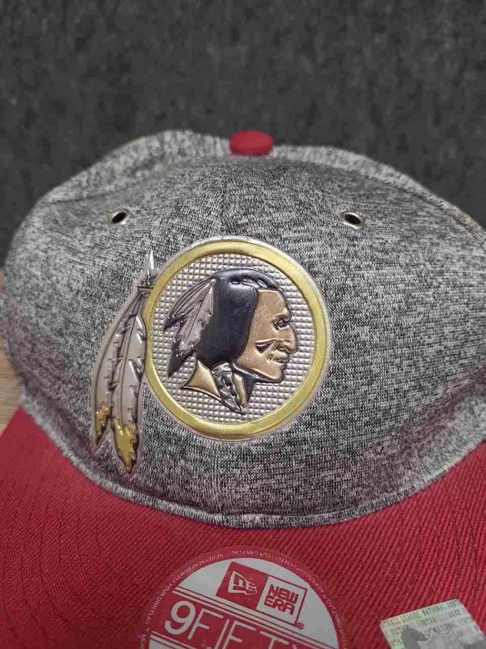 New Era Men's Washington Redskins NFL 9FIFTY Snapback Hat Gray Burgundy OS