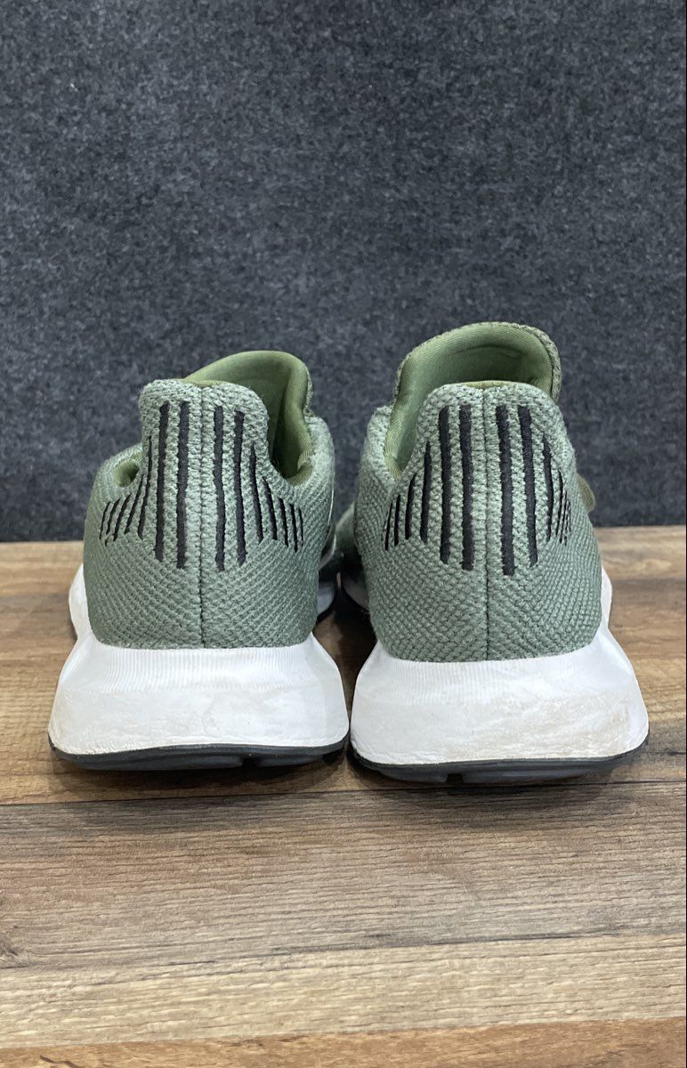 Adidas Swift Run Trace Cargo Olive Green Men's Sneakers Size 8