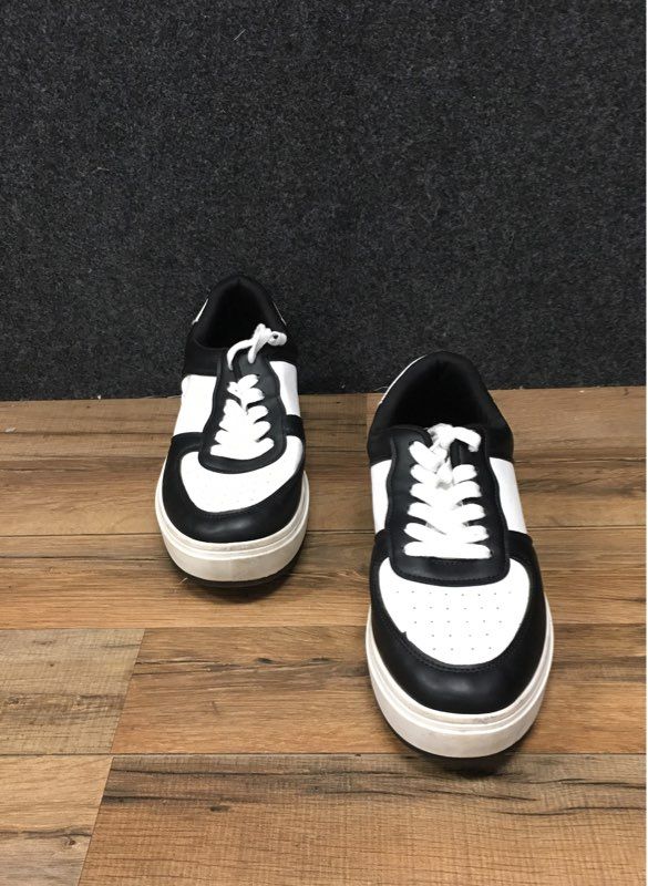 Steve Madden Natalie Black White Platform Low Top Sneakers Women's Size 9.5