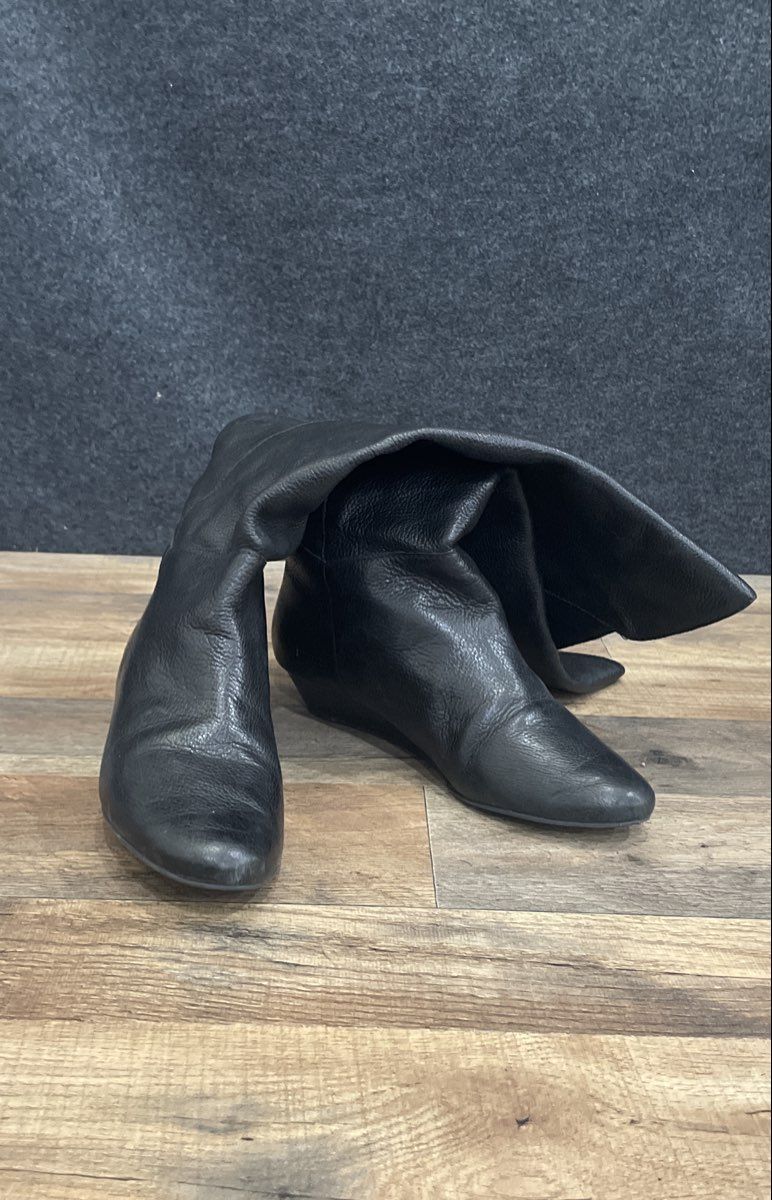 Iden Black Leather Wedge Slouch Buckle Boots Women's Size 7.5 M