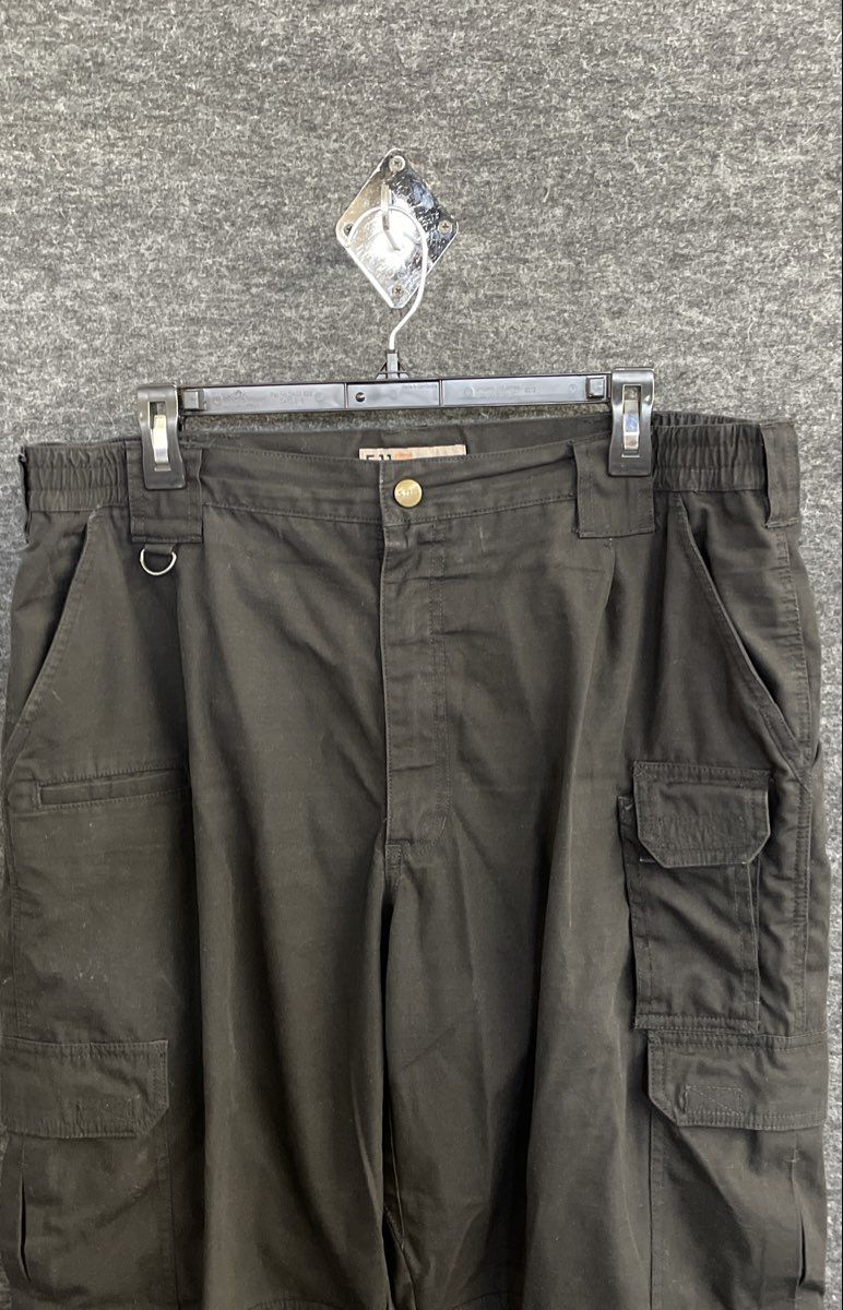 5.11 Tactical Men's Black Original Cotton Canvas Cargo Work Pants Size 36x32