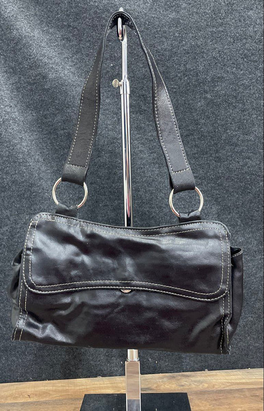 Vintage 2000s Wilsons Leather Maxima Black Baguette Bag Silver Ring Hardware