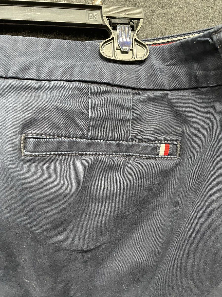 Tommy Hilfiger Women's Navy Blue Slimming Pocket Technology Chino Pants Sz 16