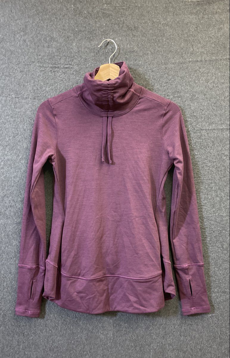 Calia by Carrie Underwood Women's Midnight Aura Warm CWC Pullover Top Sz S NWT