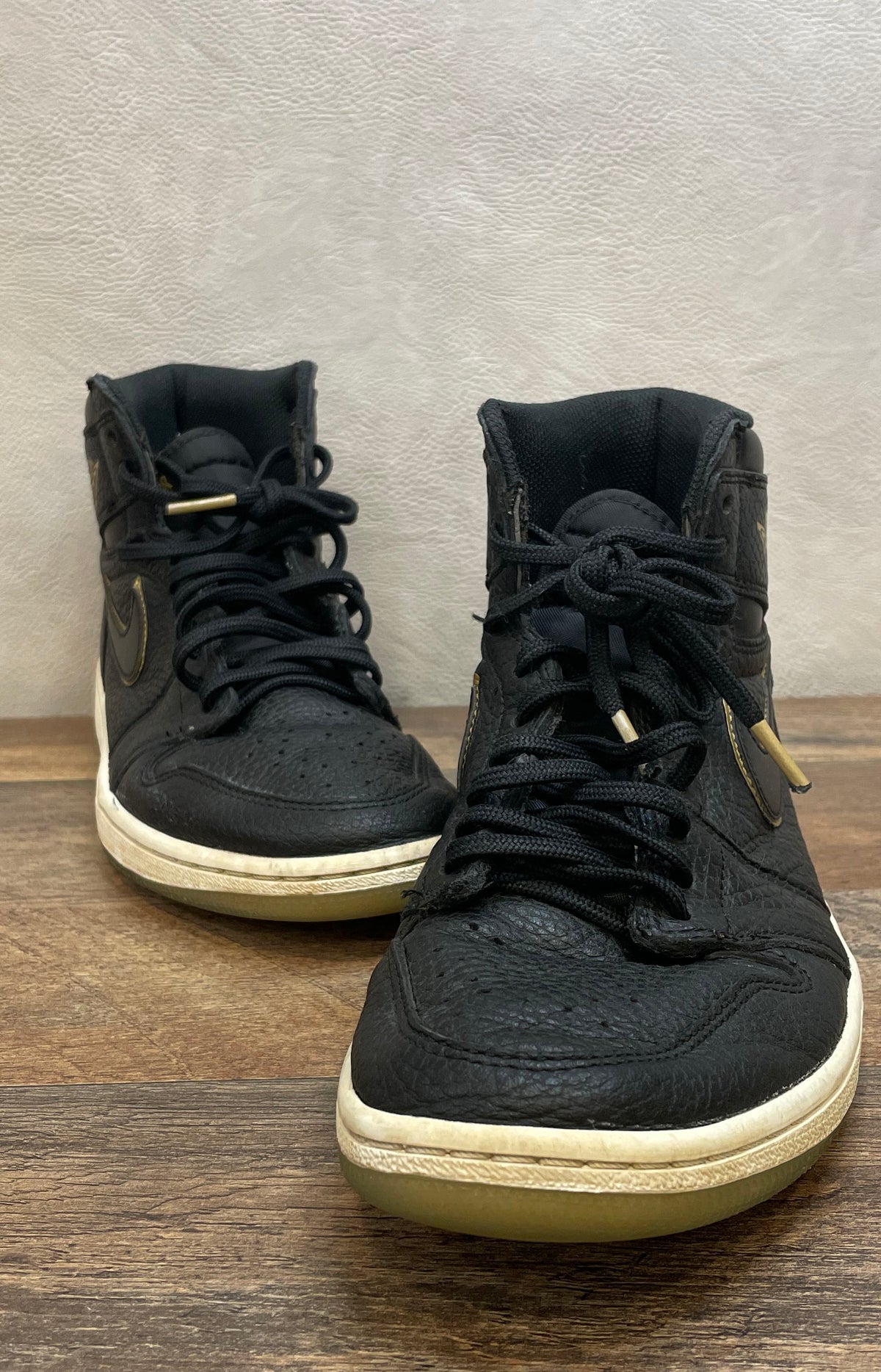 Nike Air Jordan 1 Retro High OG City of Flight Black Gold Size 9.5