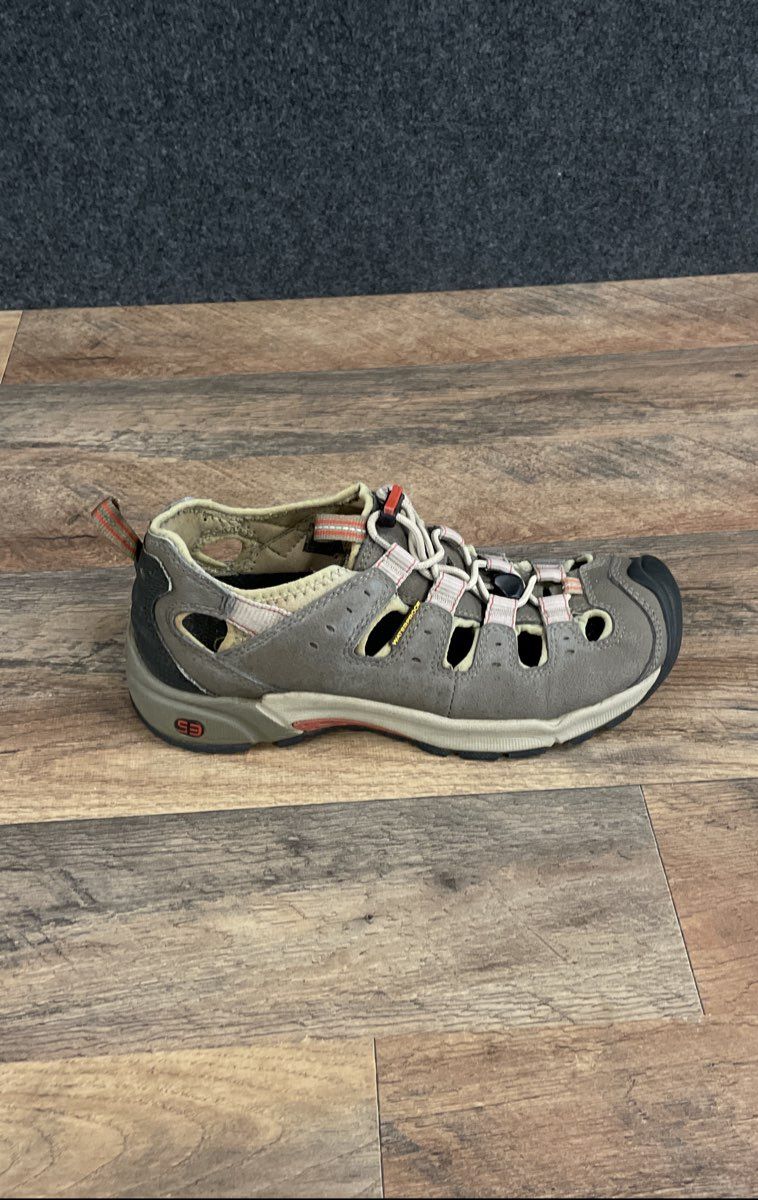 KEEN Venice Waterproof Leather Hiking Sandals Brown Women's Size 8