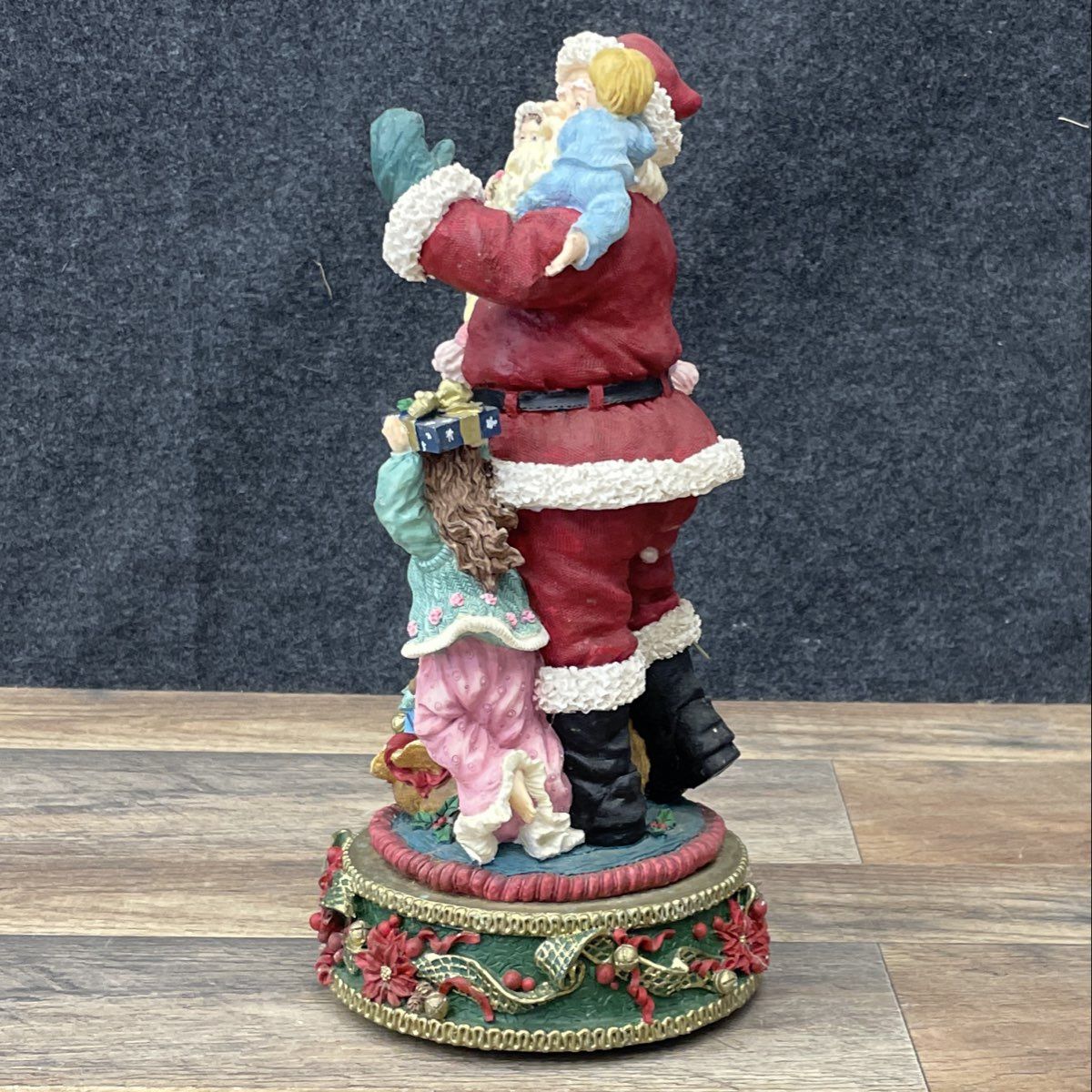 Vintage Musical Santa Claus Resin Figurine Plays "Santa Claus is Coming to Town"