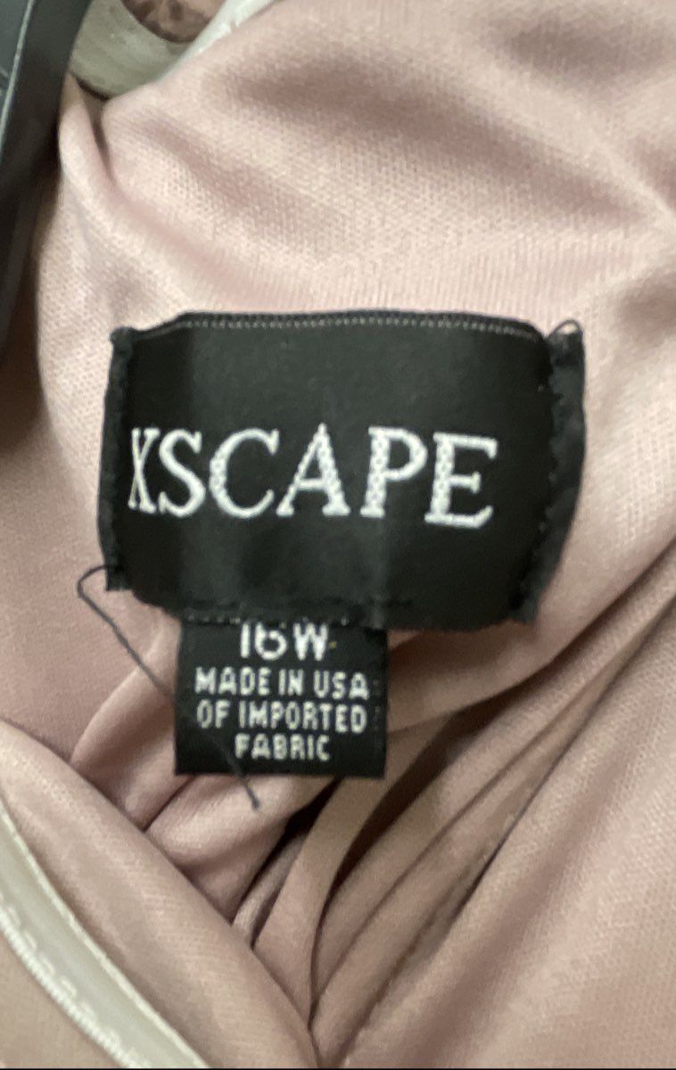 XSCAPE Women's Rose Ruffled Off-the-Shoulder Formal Gown Dress NWT Sz 16W