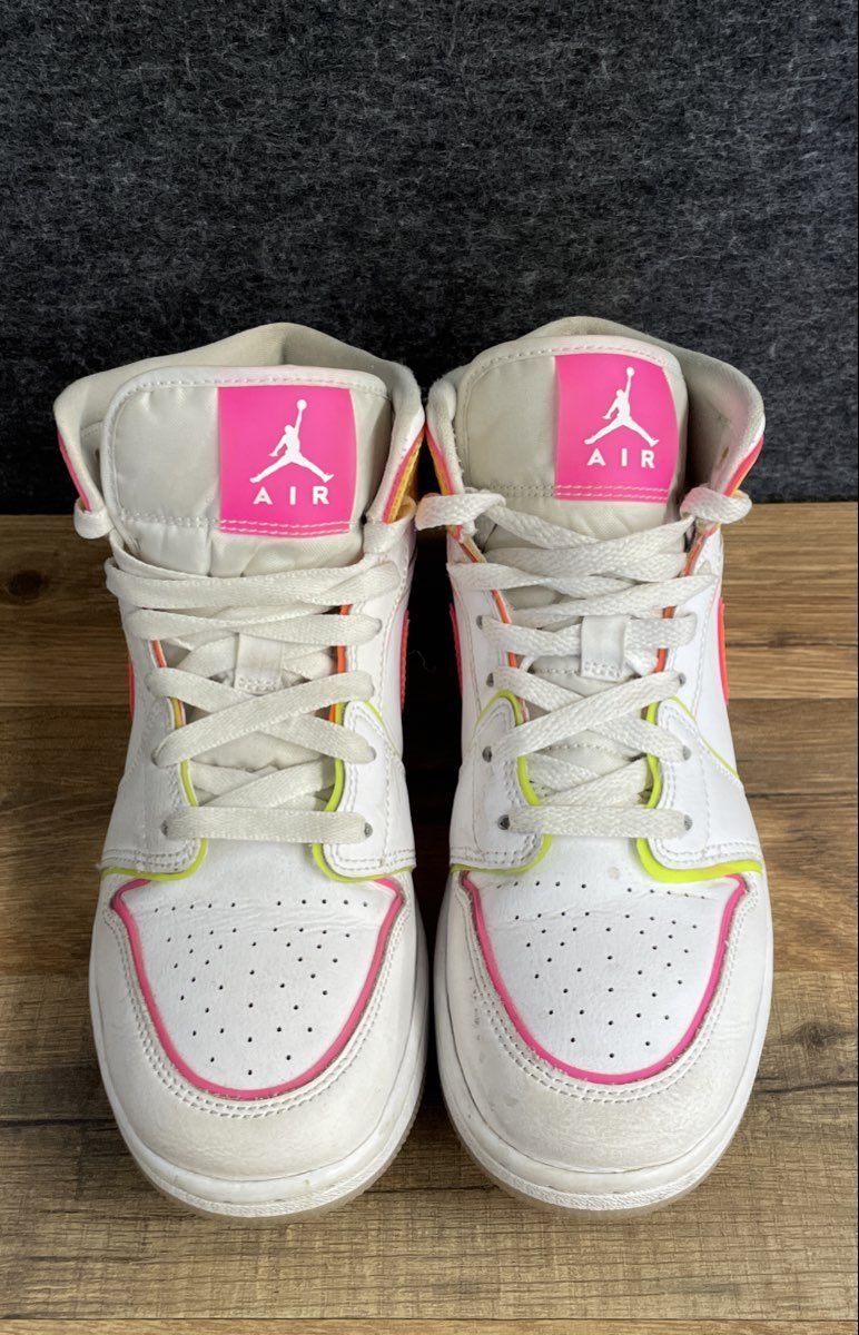 Nike Air Jordan 1 Mid GS White Digital Pink Laser Orange Sneakers Size 5.5Y