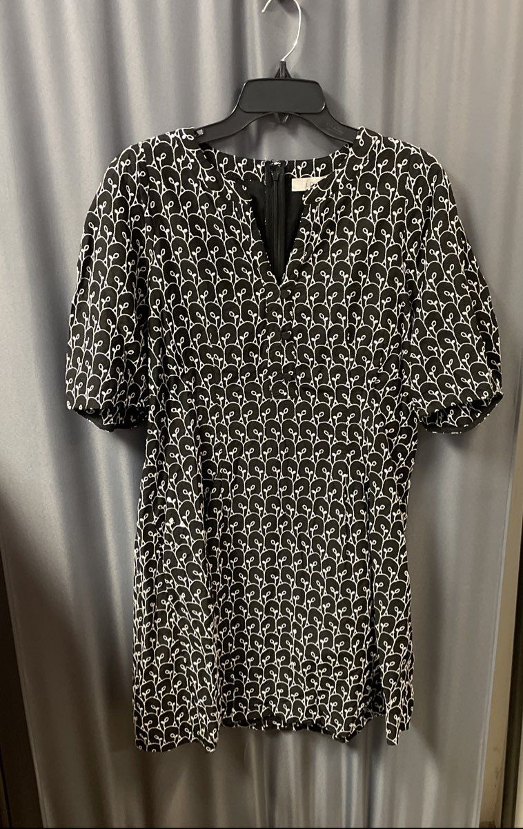 Loft Women's Black White Embroidered Short Puff Sleeve V-Neck Dress Sz 12 NWT