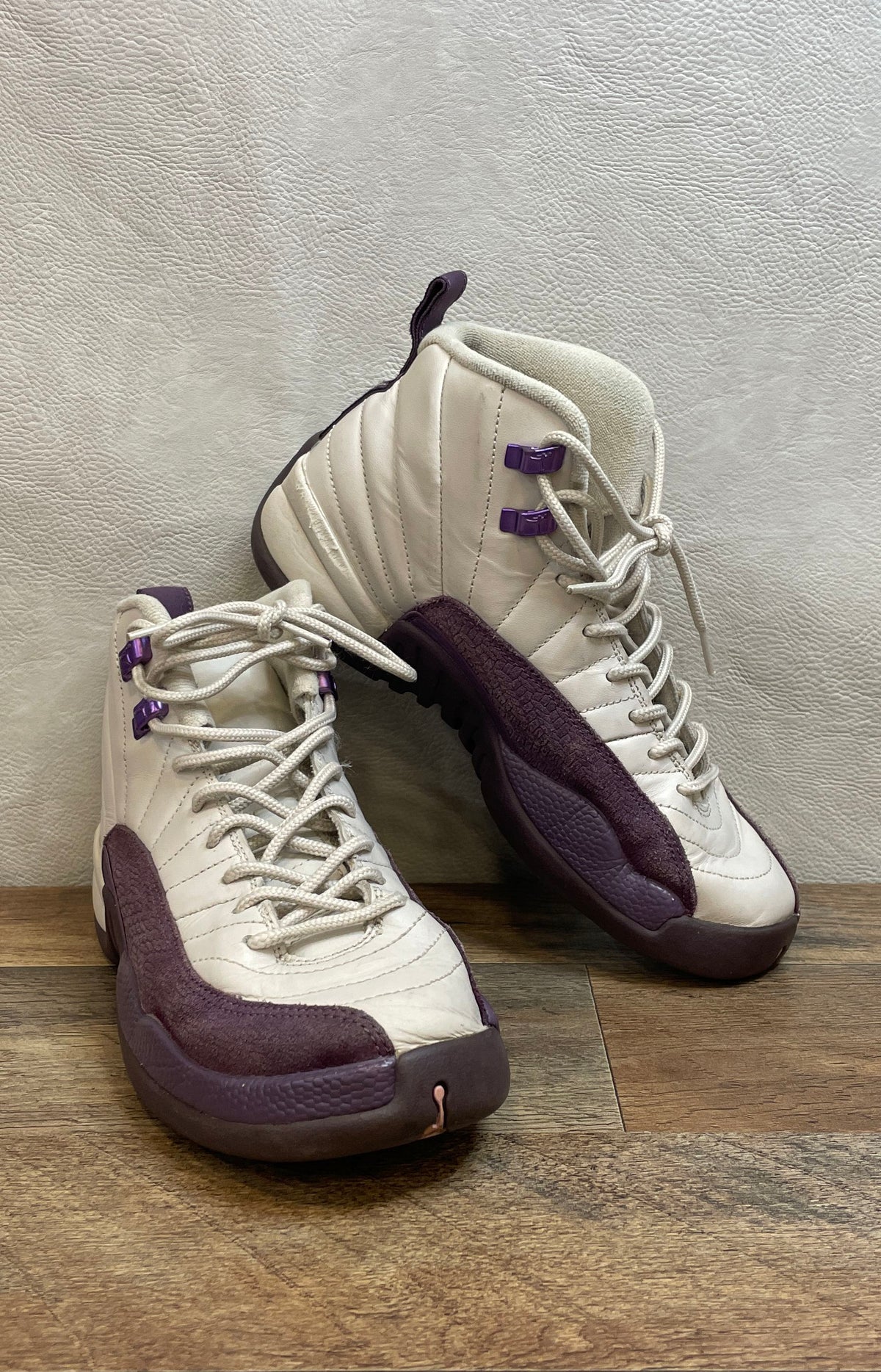 Nike Air Jordan 12 Retro Bordeaux White Purple GS Basketball Shoes Size 6Y