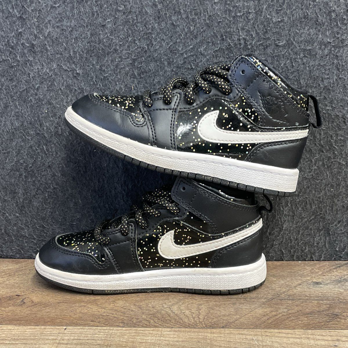 Nike Air Jordan 1 Mid Black Glitter Kids Sneakers Size 11C