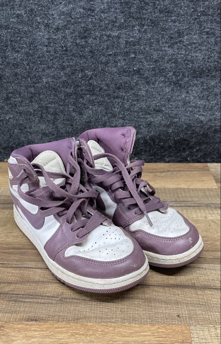 Air Jordan 1 Retro High OG Sky J Purple White Sneakers Size 5Y