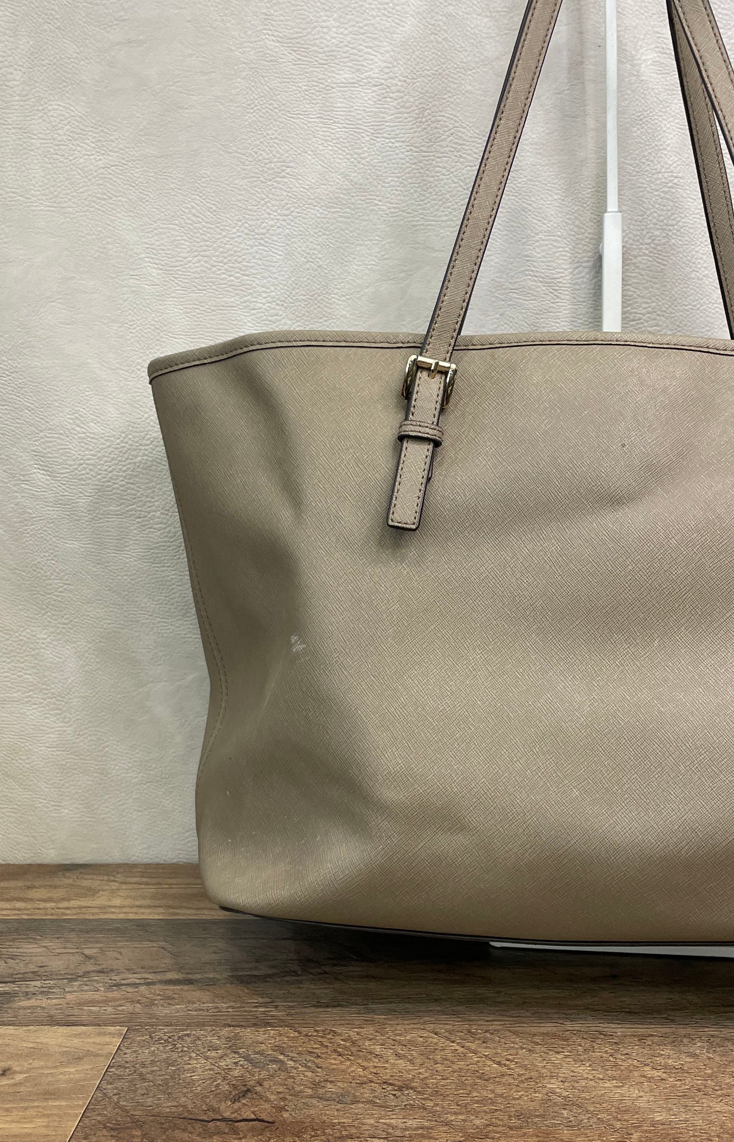 Michael Kors Grey Saffiano Leather Voyager Tote Shoulder Bag Gold Hardware
