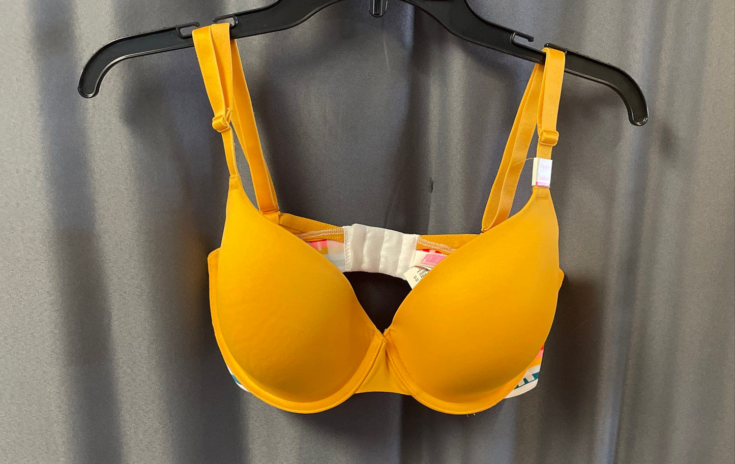 PINK Victoria's Secret Women's T-Shirt Bra Yellow Lightly Lined NWT 34DD