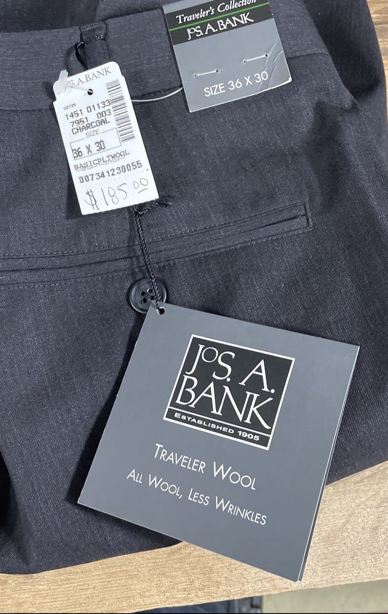Jos. A. Bank Men's Black Traveler Wool Pleated Cuffed Pants Sz 36x30 NWT