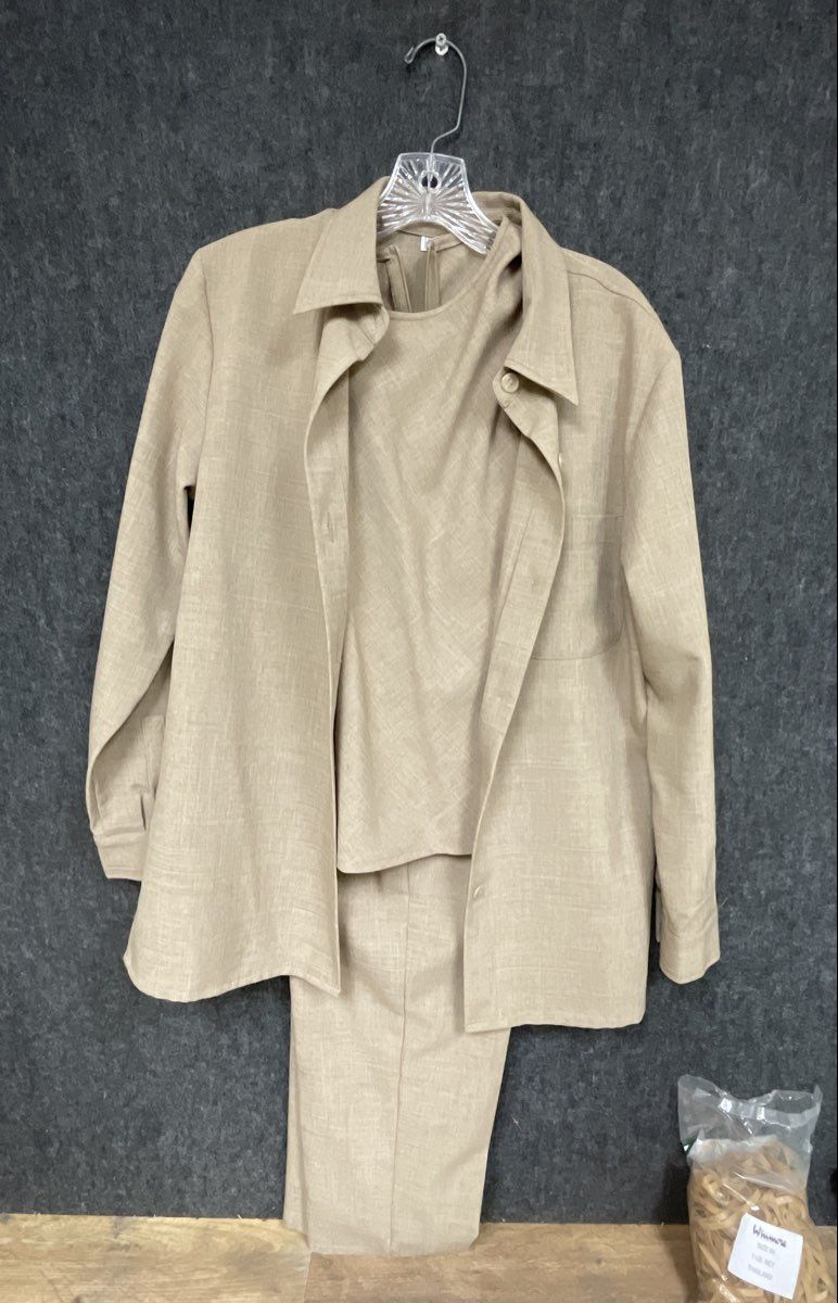 Vintage Y2K Stephanie Andrews Women's 3-Piece Pant Suit Set Beige Tan Sz 6P