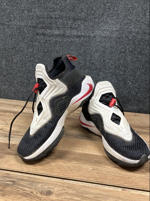 Nike LeBron Soldier 14 Black White Red Basketball Shoes Men's Size 10