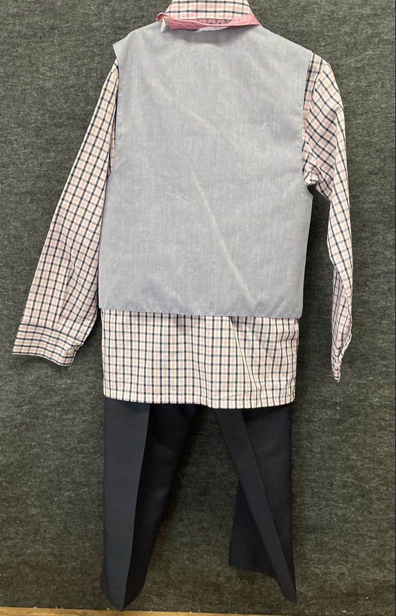 IZOD Boys 4-Piece Suit Set Navy Blue Pink Plaid Shirt Vest Pants Bow Tie Sz 8