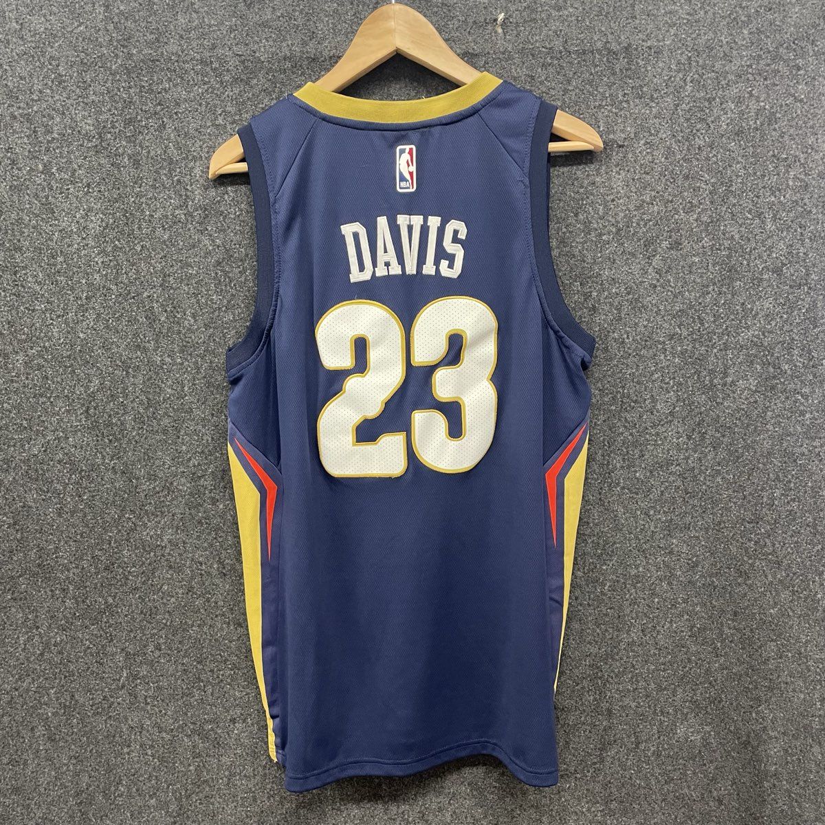 Nike Men's New Orleans Pelicans Anthony Davis #23 Swingman Jersey Navy Sz 48