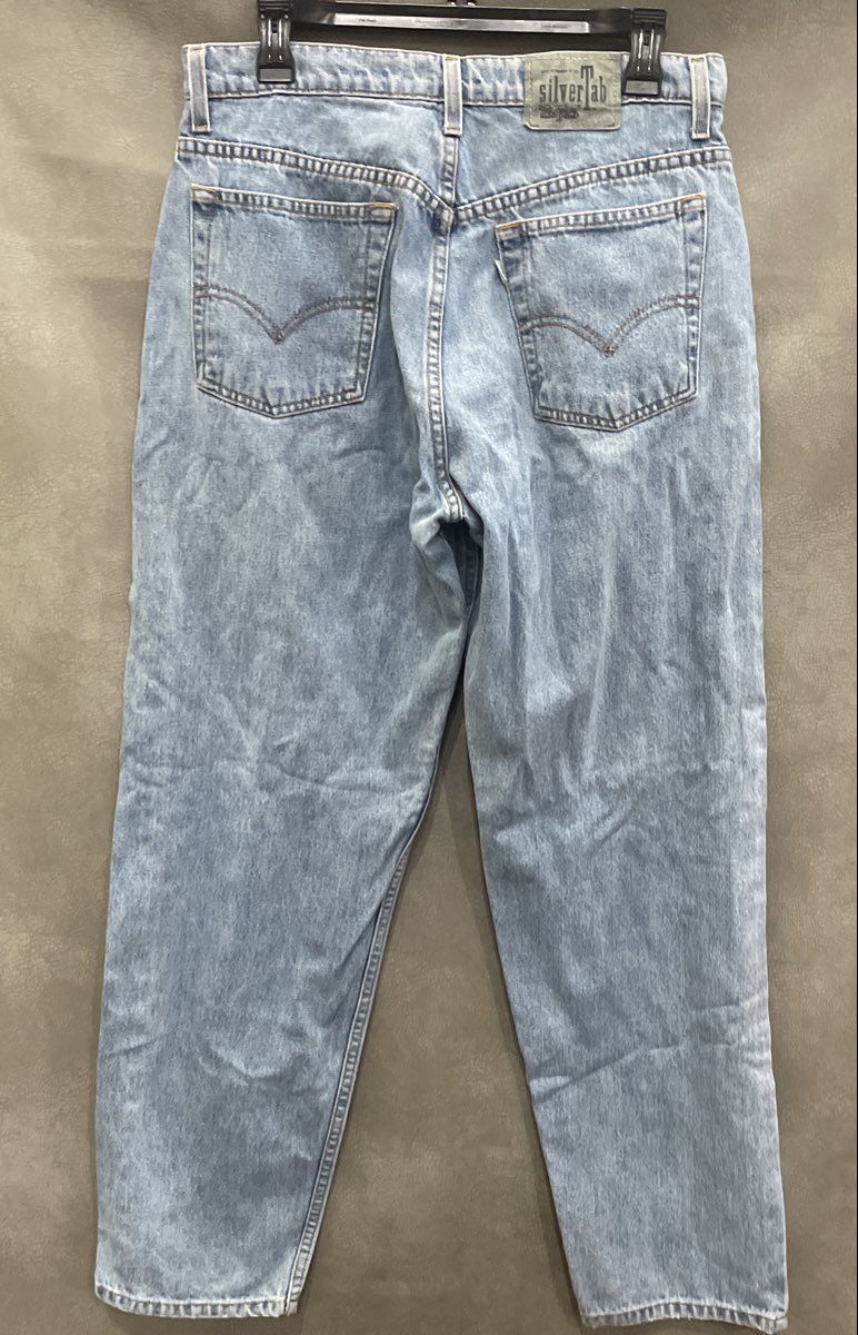 Vintage 90s Levi's SilverTab Women's Loose High Rise Light Wash Blue Jeans 11M