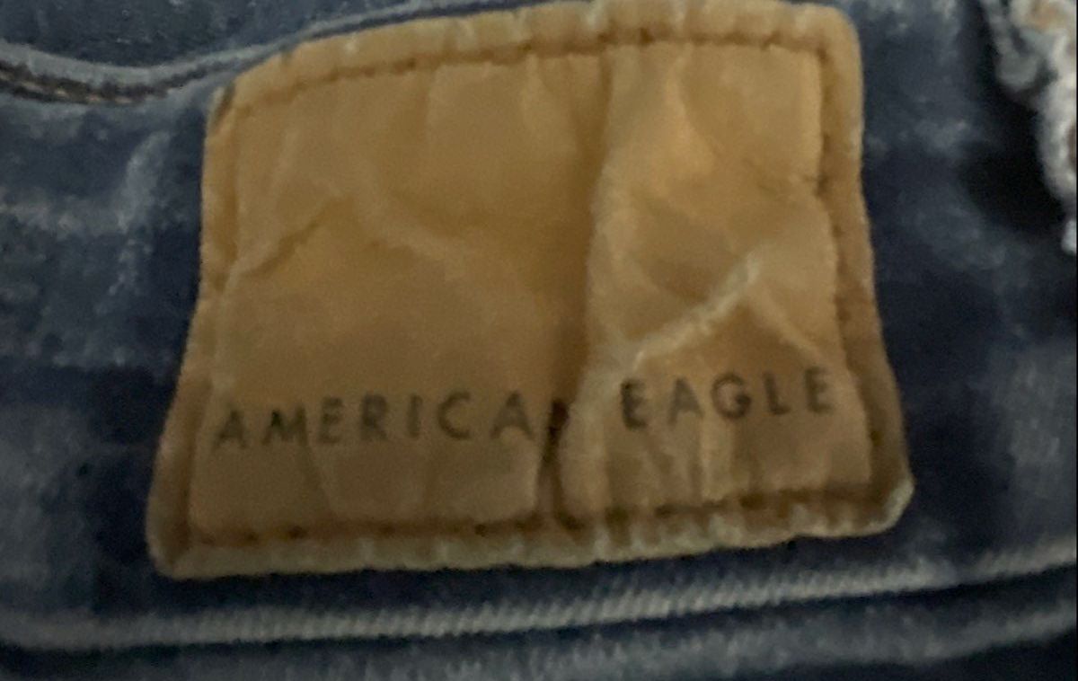 American Eagle Women's Blue Stretch Faded Distressed Jeans Sz 12 Long