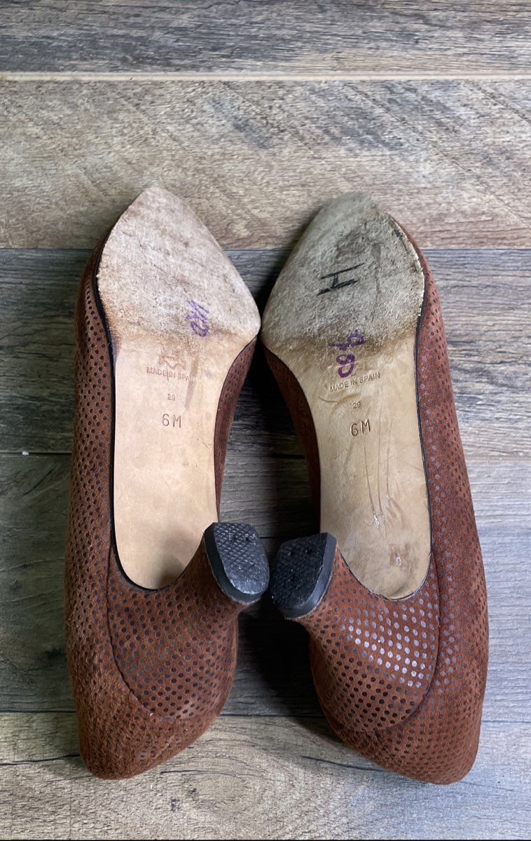 Vintage 80s Evan-Picone Brown Suede Textured Pointed Toe Pumps Heels Size 6