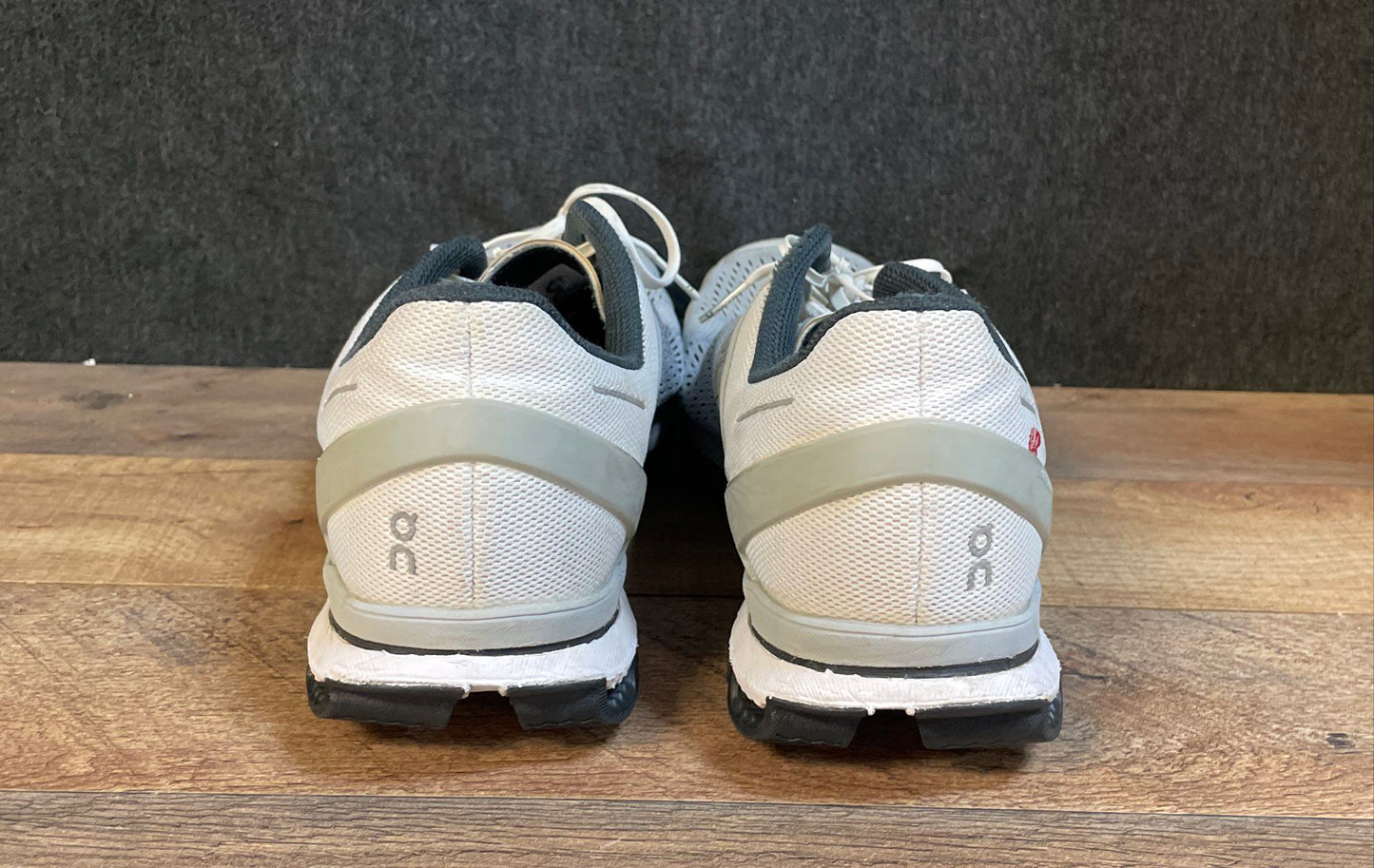 On Cloudsurfer Grey White Swiss Engineering Running Shoes Men's Size 12