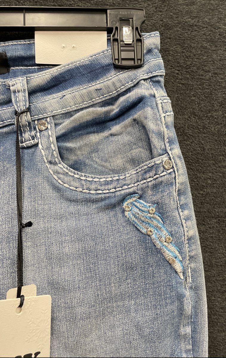 Sky Women's Super Soft Light Wash Bootcut Heart Wing Rhinestone Jeans 11/12 NWT