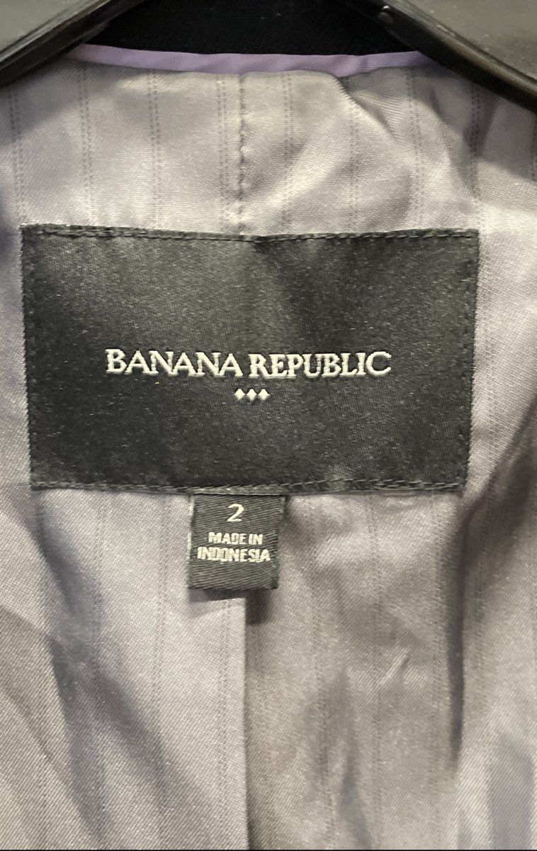 Banana Republic Women's Black Two-Button Lined Blazer Jacket Size 2