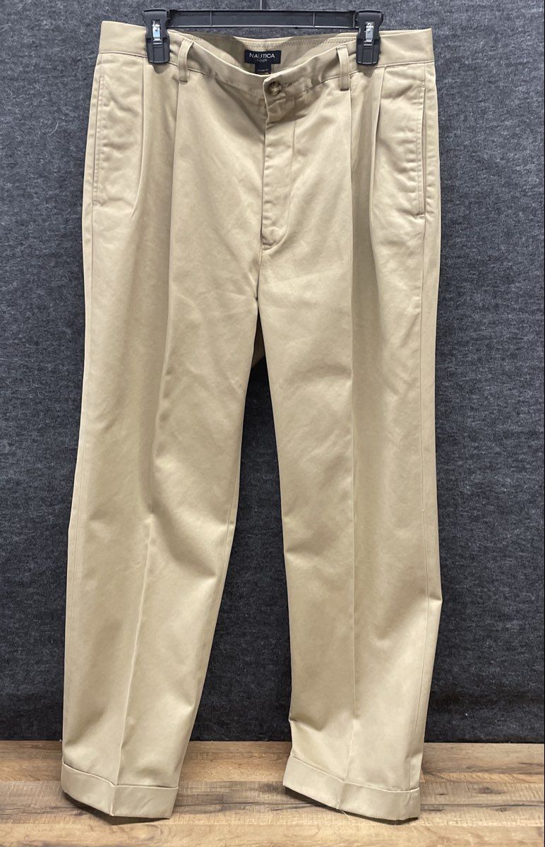 Nautica Men's Rigger Beige Classic Fit Pleated Cuffed Khaki Pants 34x30