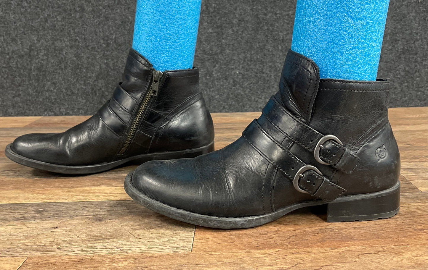 Born Black Leather Moto Buckle Side Zip Ankle Boots Women's Size 9